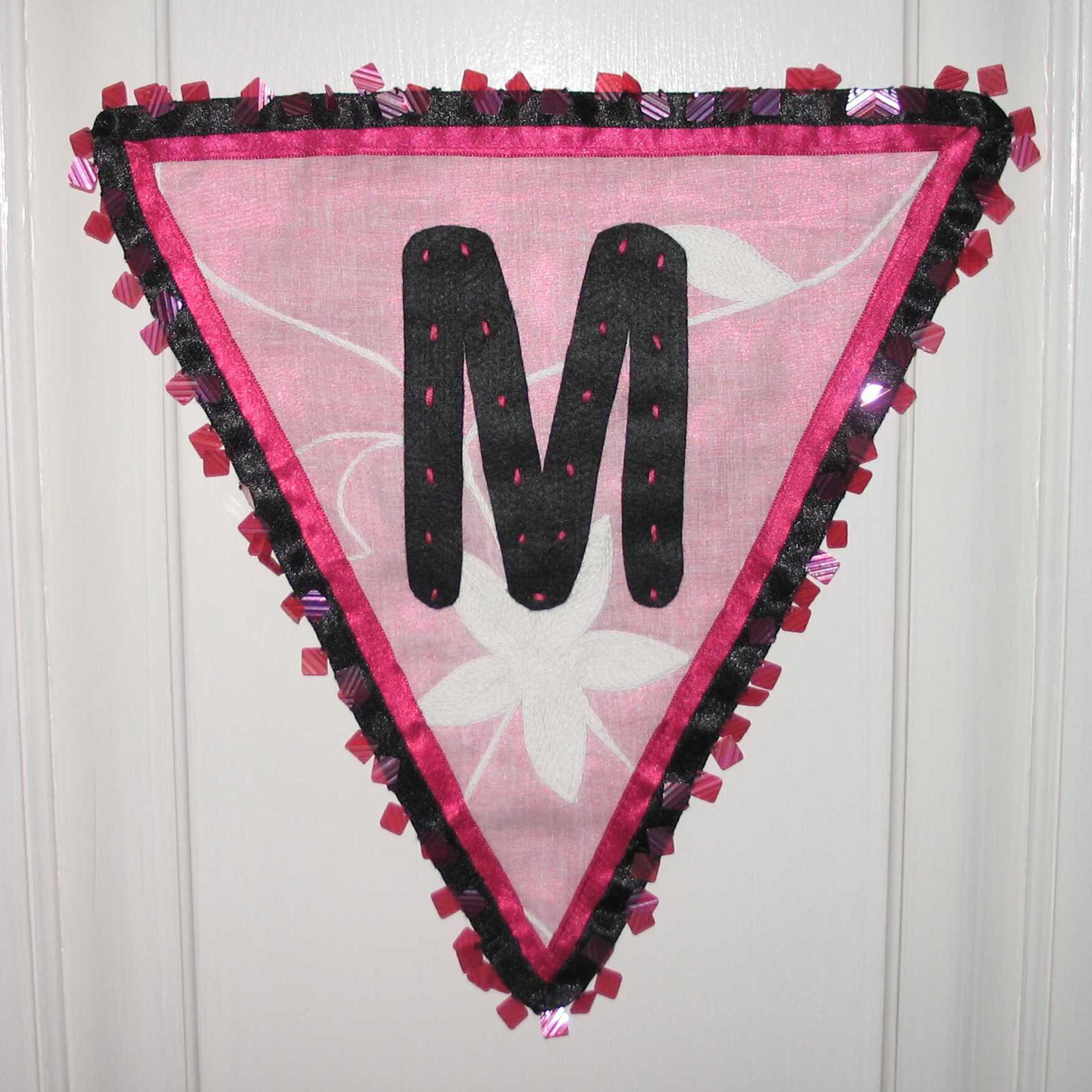 webassets/Bespoke_flaglette.jpg