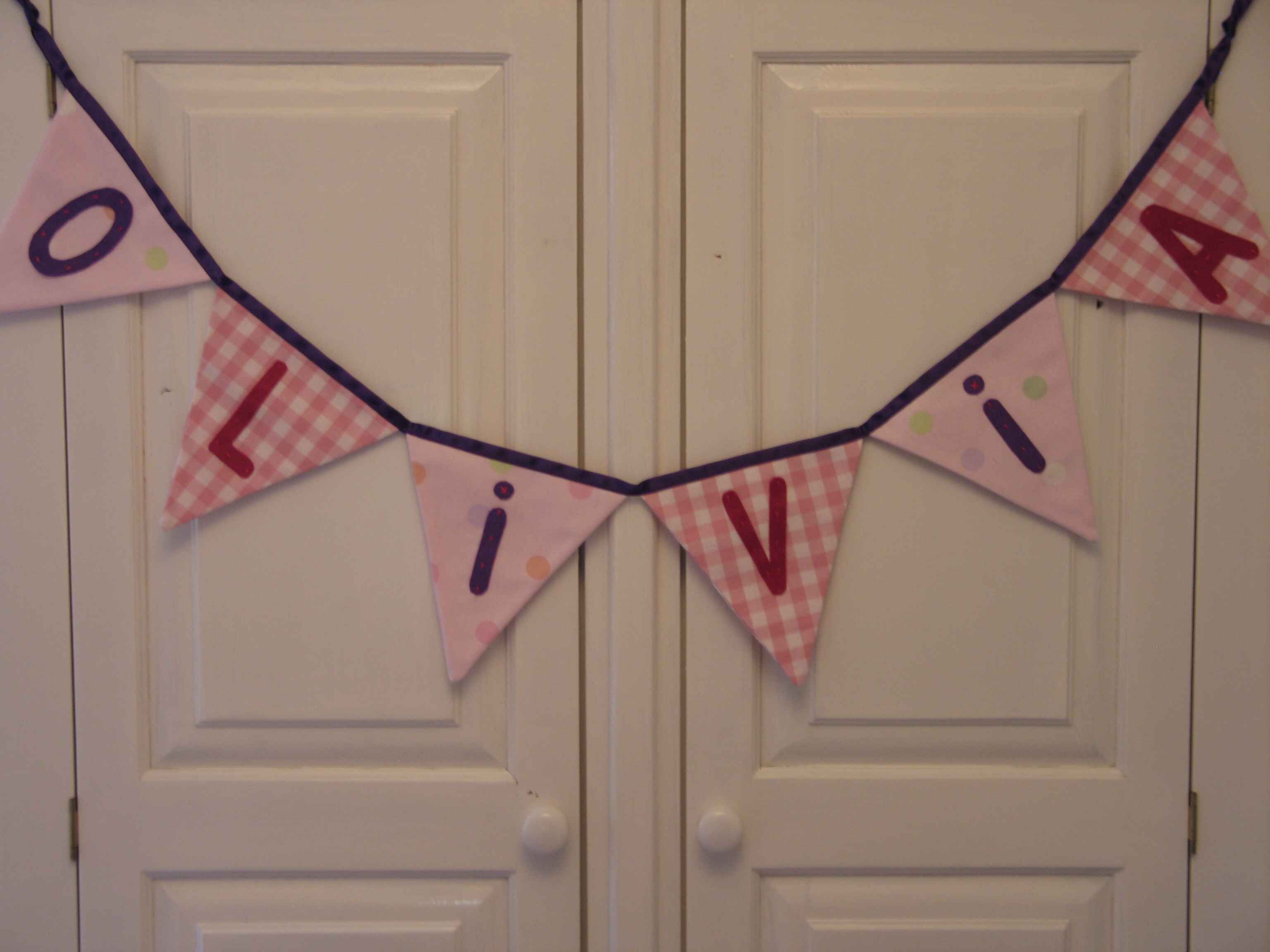 'Olivia' bunting